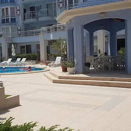 Family In Sunny Dream Apartment Sunny Beach